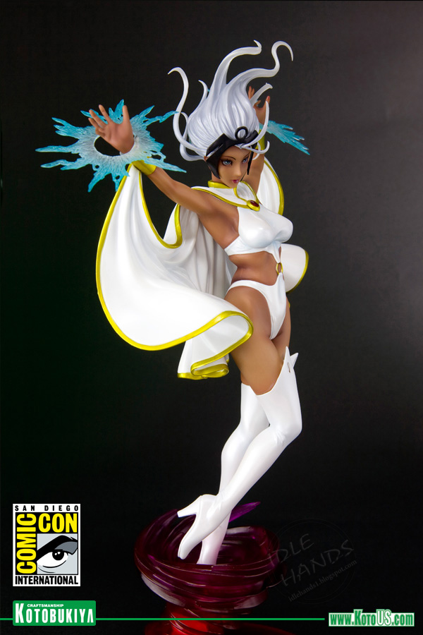 X-Men Storm White Costume Bishoujo Statue Exclusive SDCC 2012 from Marvel and Kotobukiya