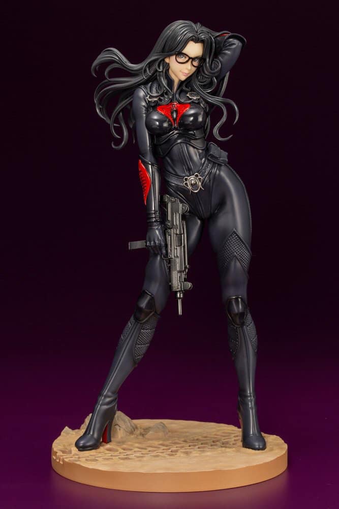 gi joe scarlett statue