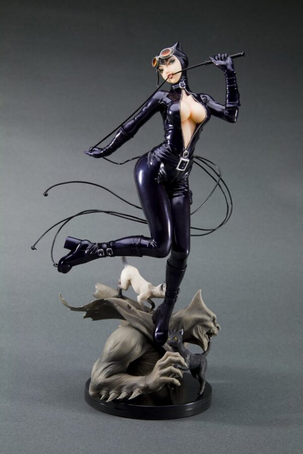 Catwoman Bishoujo Statue from DC Comics and Kotobukiya