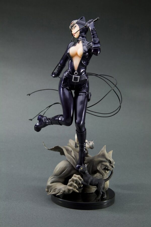 Catwoman Bishoujo Statue from DC Comics and Kotobukiya