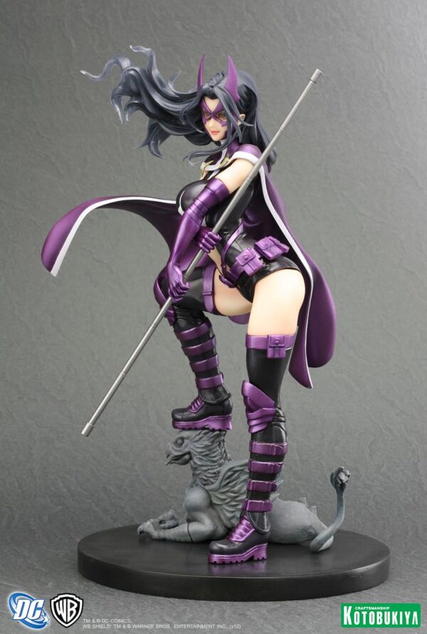 Huntress Bishoujo Statue from Kotobukiya and DC Comics