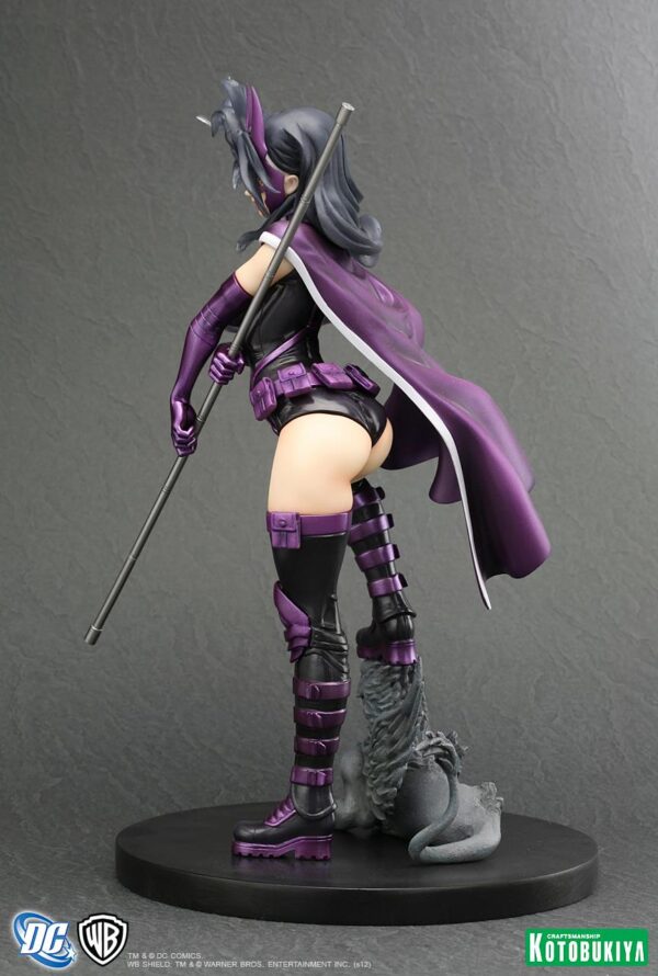 Huntress Bishoujo Statue from Kotobukiya and DC Comics