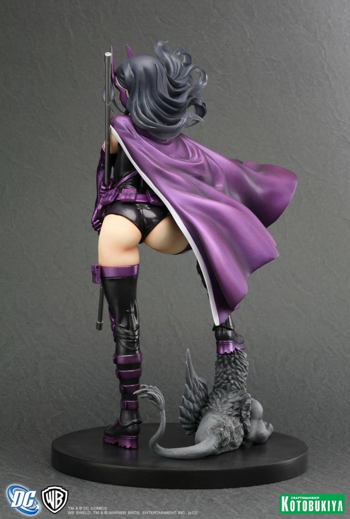 Huntress Bishoujo Statue from DC Comics and Kotobukiya