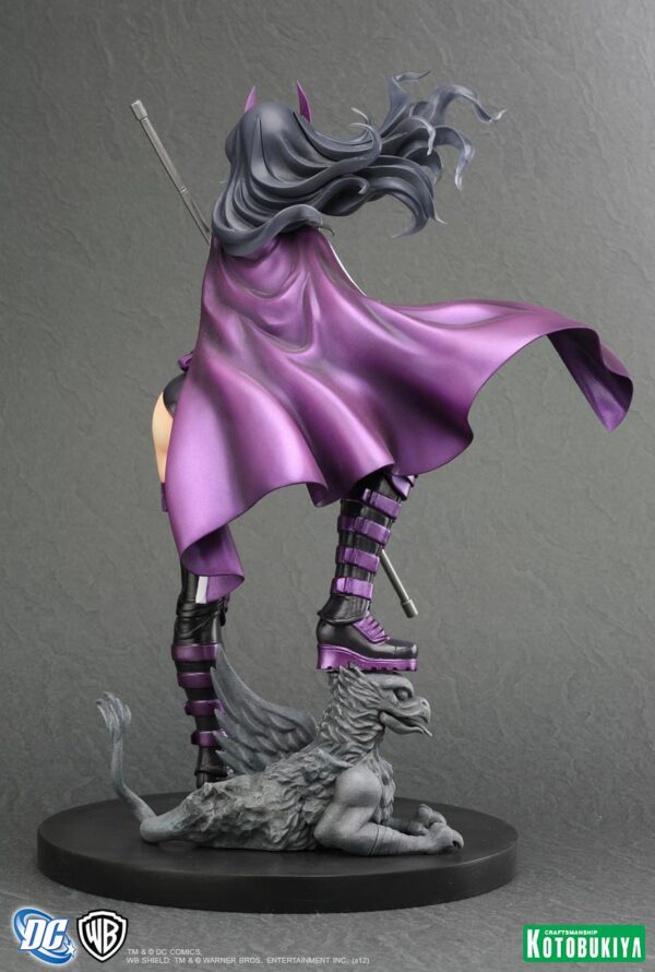 Huntress Bishoujo Statue from Kotobukiya and DC Comics