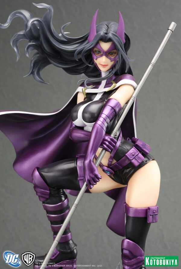 Huntress Bishoujo Statue from Kotobukiya and DC Comics