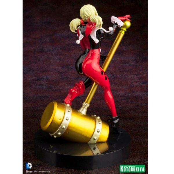 Harley Quinn Unmasked 2013 Convention Exclusive Bishoujo Statue from Kotobukiya and DC Comics