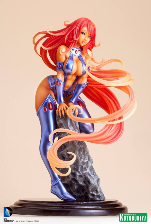 Starfire Bishoujo Statue from DC Comics and Kotobukiya