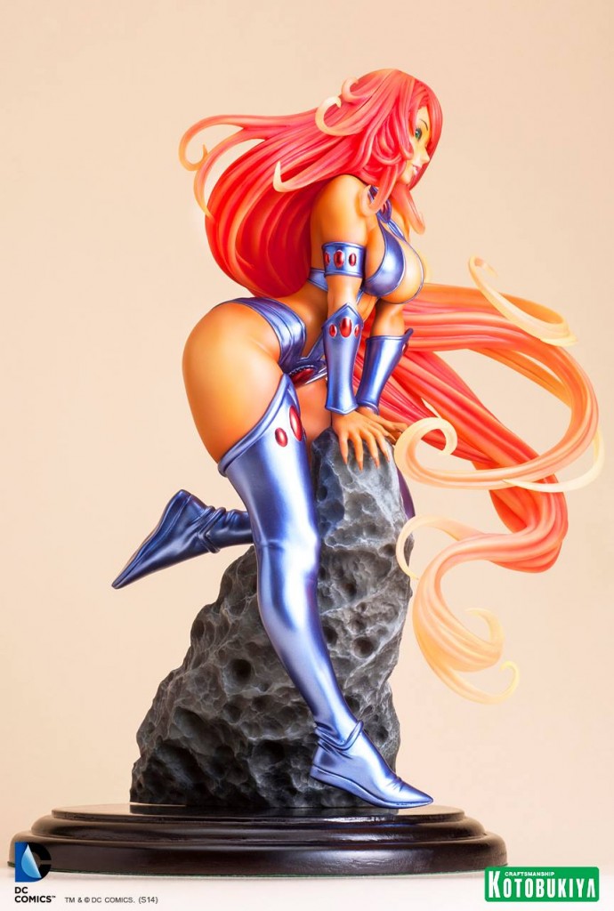 Starfire Bishoujo Statue from DC Comics and Kotobukiya