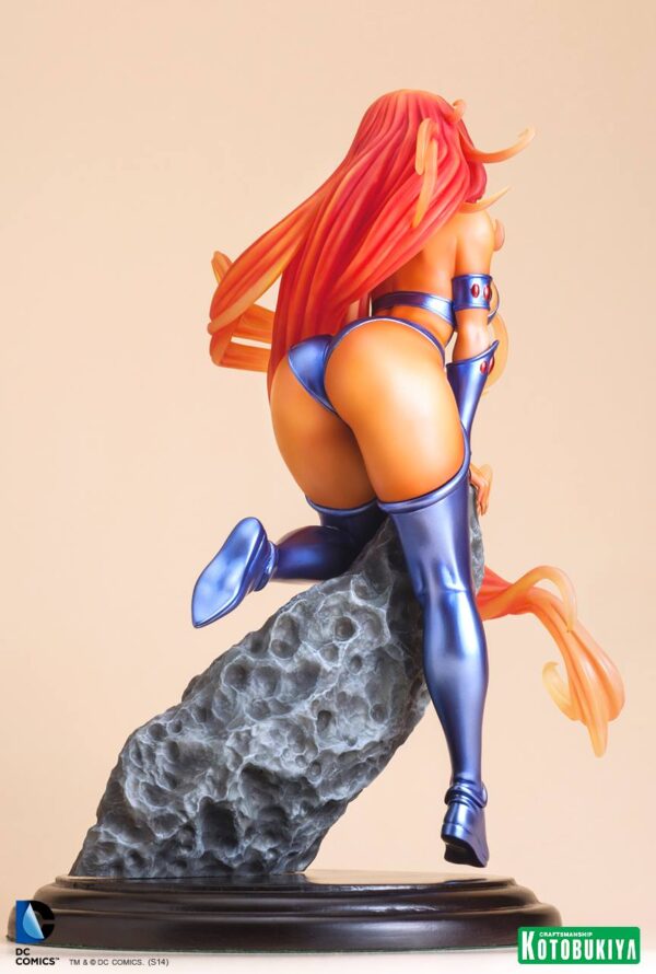 Starfire Bishoujo Statue from DC Comics and Kotobukiya