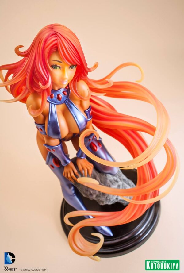 Starfire Bishoujo Statue from DC Comics and Kotobukiya