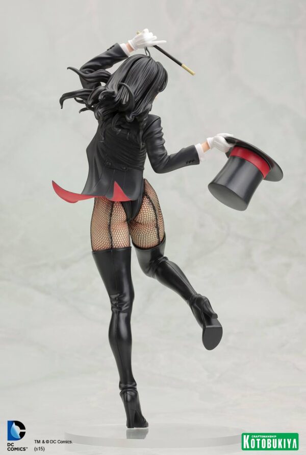 Zatanna Bishoujo Statue from DC Comics and Kotobukiya