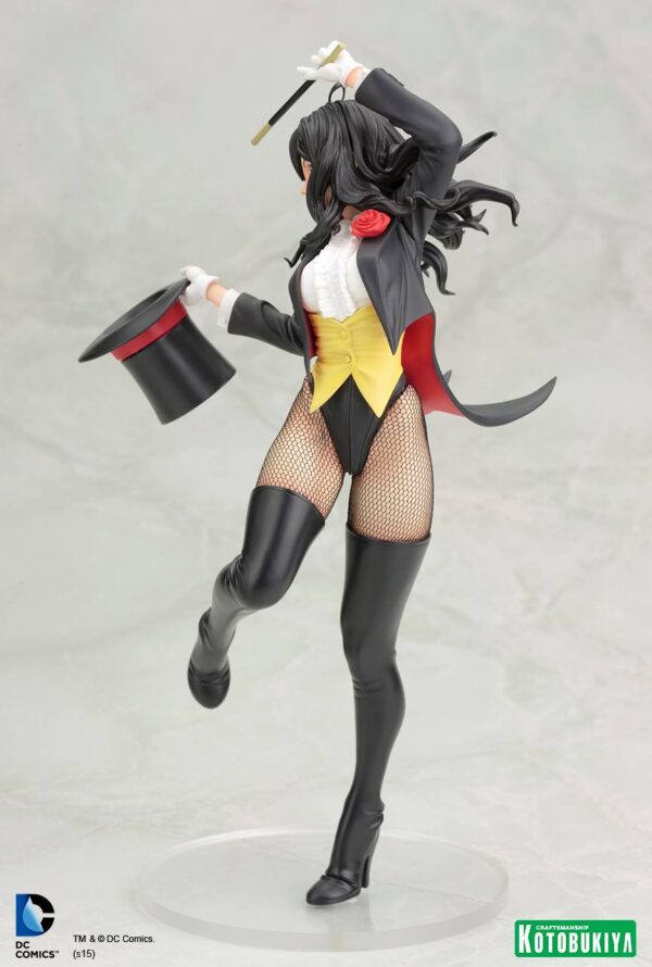 Zatanna Bishoujo Statue from DC Comics and Kotobukiya