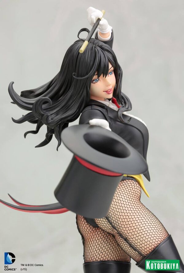 Zatanna Bishoujo Statue from DC Comics and Kotobukiya