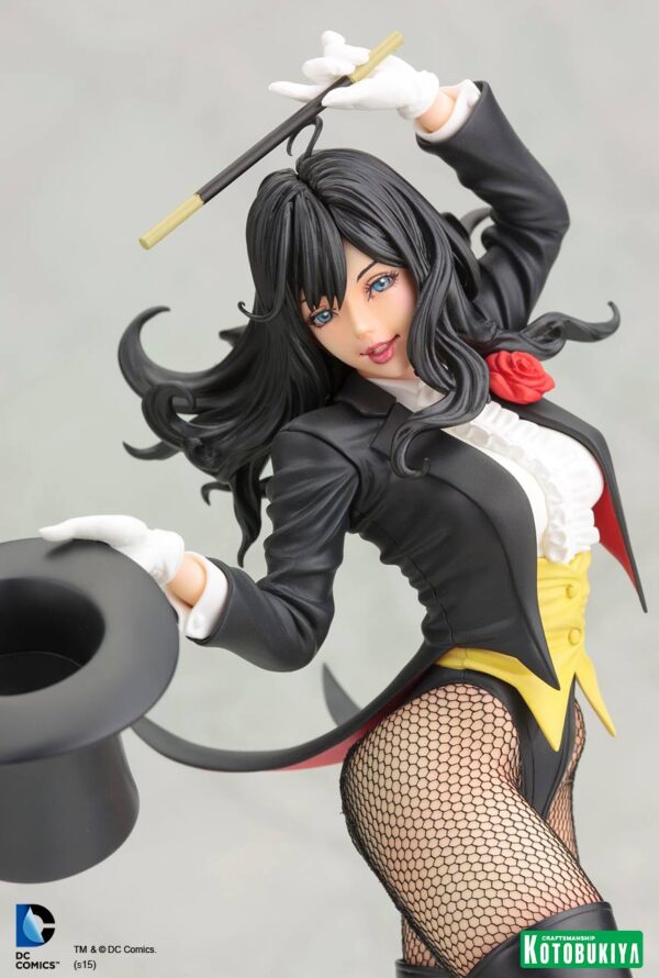 Zatanna Bishoujo Statue from DC Comics and Kotobukiya