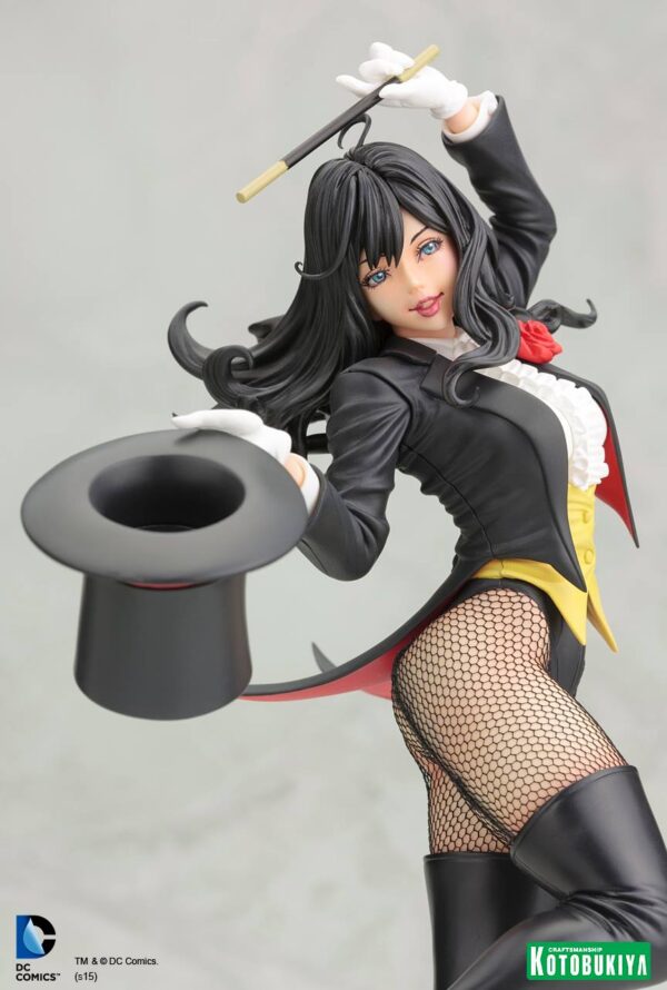 Zatanna Bishoujo Statue from DC Comics and Kotobukiya