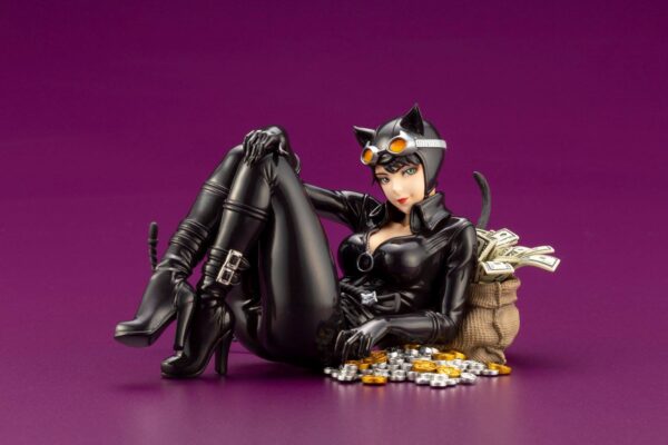 Catwoman Returns Bishoujo Statue from Kotobukiya and DC Comics