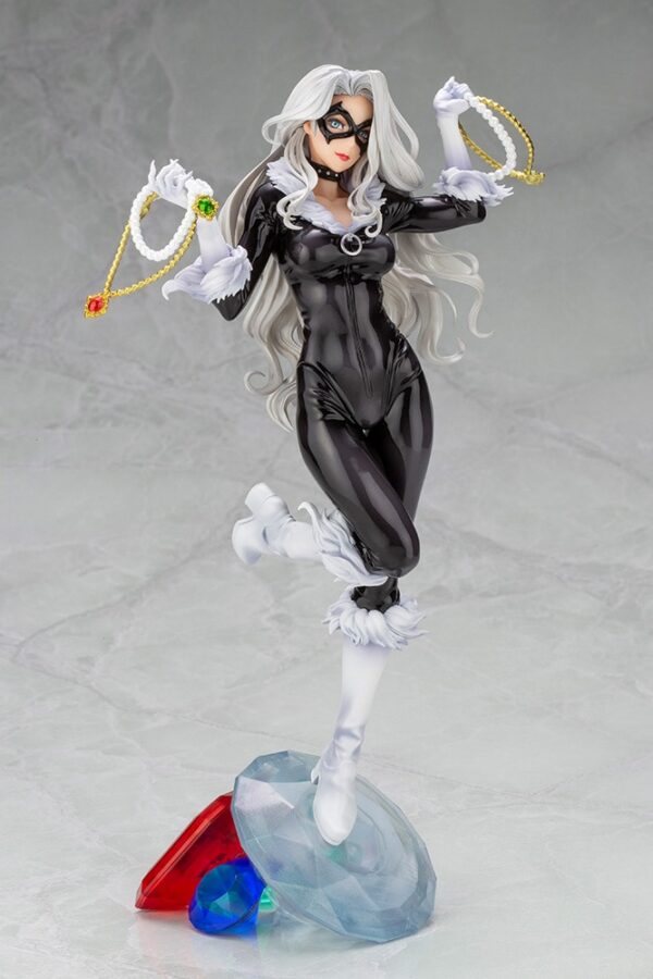 Black Cat Steals Your Heart Bishoujo Statue from Kotobukiya and Marvel