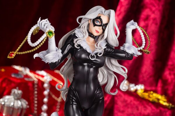 Black Cat Steals Your Heart Bishoujo Statue from Kotobukiya and Marvel