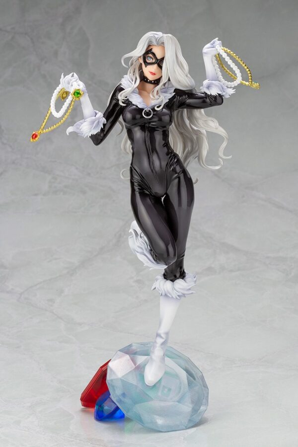 Black Cat Steals Your Heart Bishoujo Statue from Kotobukiya and Marvel