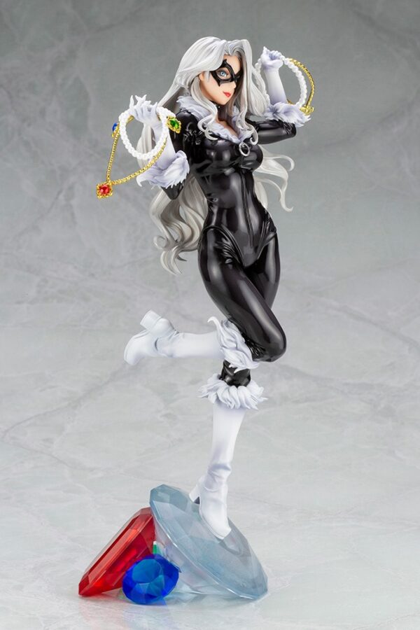 Black Cat Steals Your Heart Bishoujo Statue from Kotobukiya and Marvel