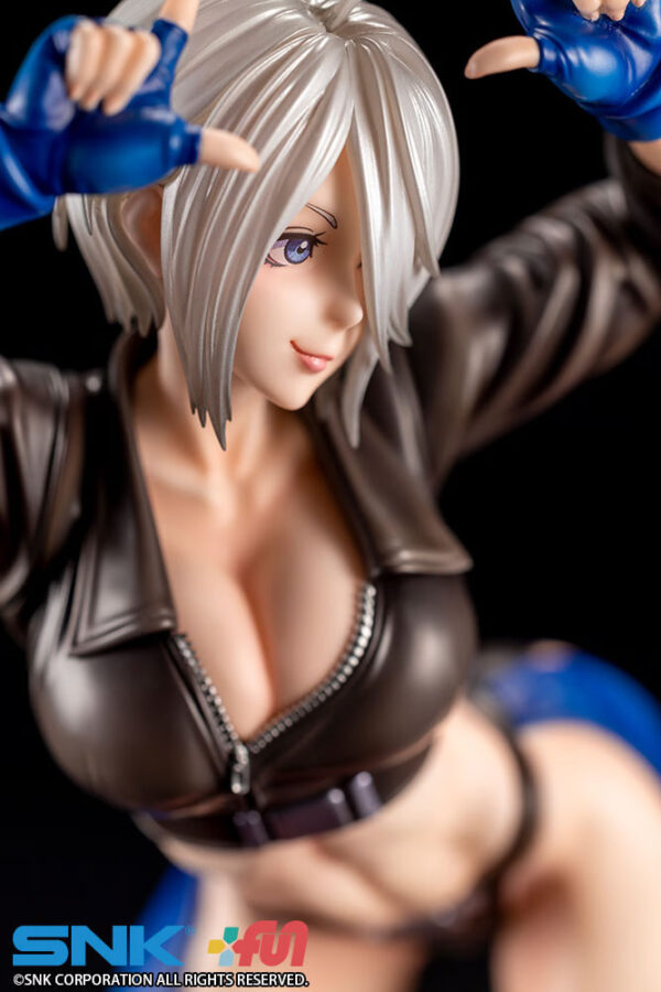 SNK The King of Fighters 2001 Ángel Bishoujo Statue from Kotobukiya